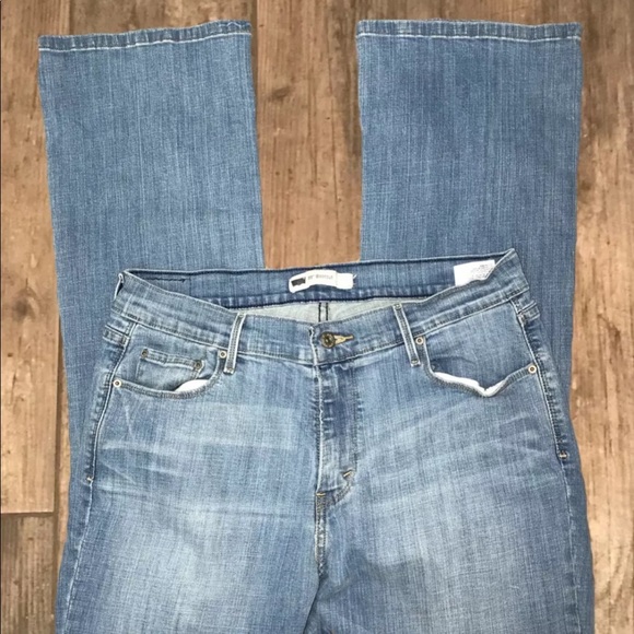 Women's Levi's 515 31/30 Light wash jeans - Picture 2 of 5